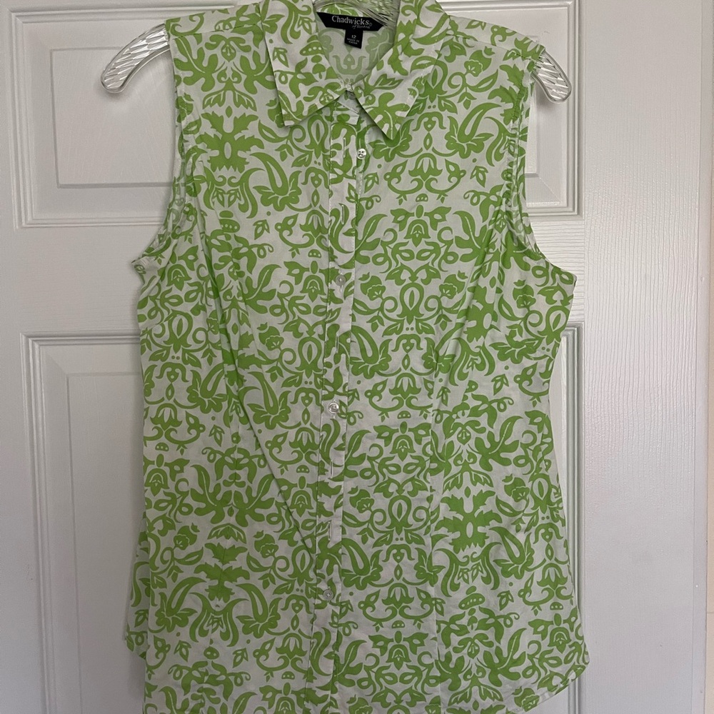 Chadwicks Green and White Sleeveless Blouse with Dress Shirt Collar